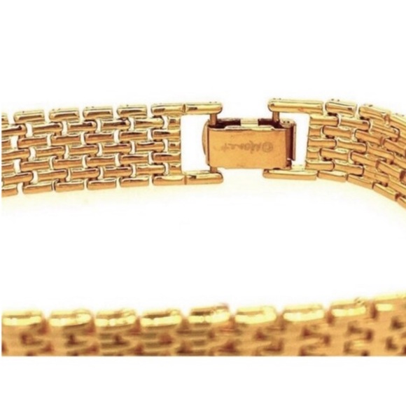 Sold///Vintage Monet Goldtone Chain Link Bracelet - Picture 3 of 3
